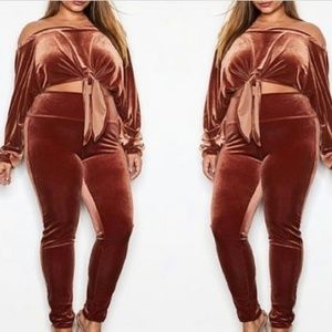 Valour high waisted pants with crop top